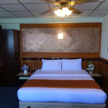 Serene Hotel Паттая Екстер'єр фото